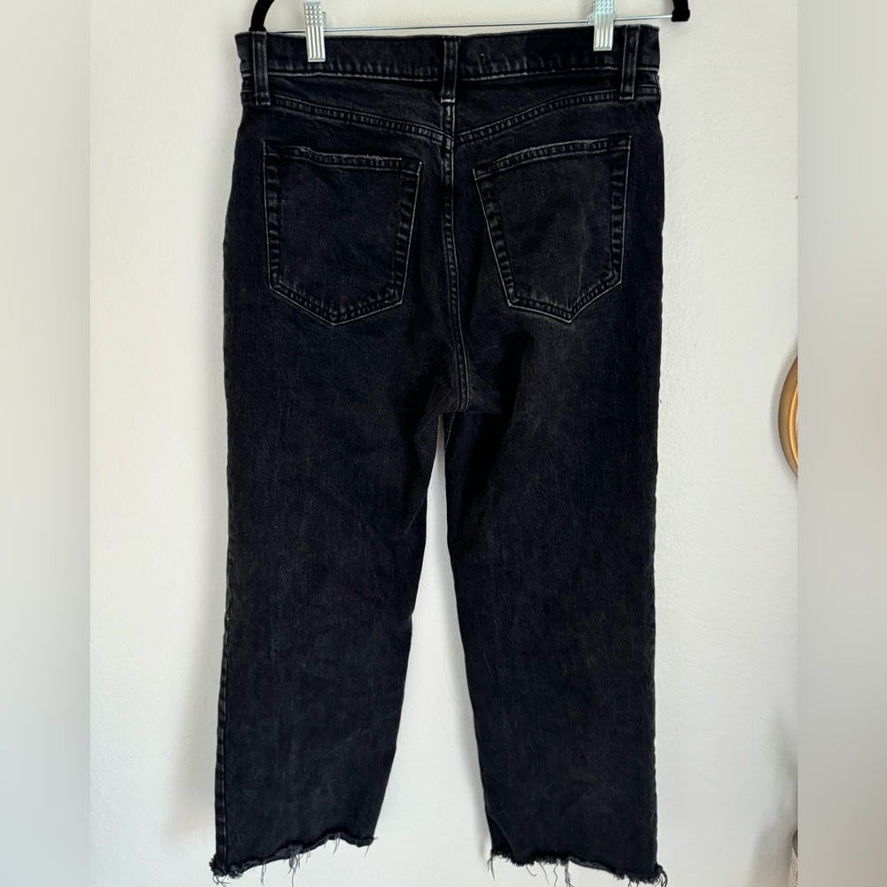 Abercrombie and Fitch The 90s Relaxed Distressed Jean High-Rise size 30/10S